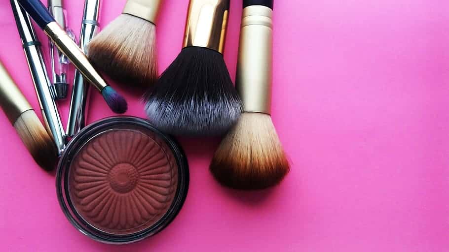 makeup-cosmetics-beauty-brushes
