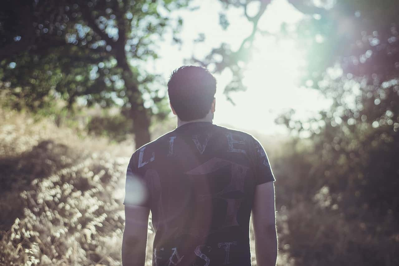 man-828739_1280