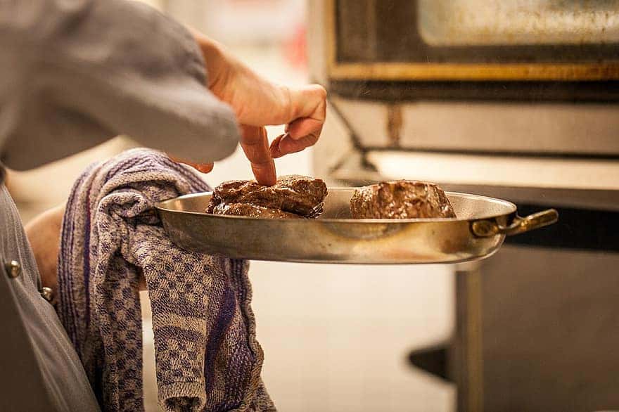 meat-wreak-steak-fry-frying-pan-sear-cooking-cook-kitchen