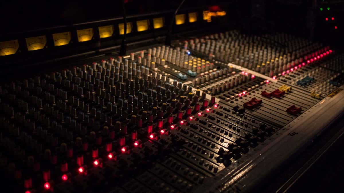 mixer_sound_studio_audio_poti_desk-712705