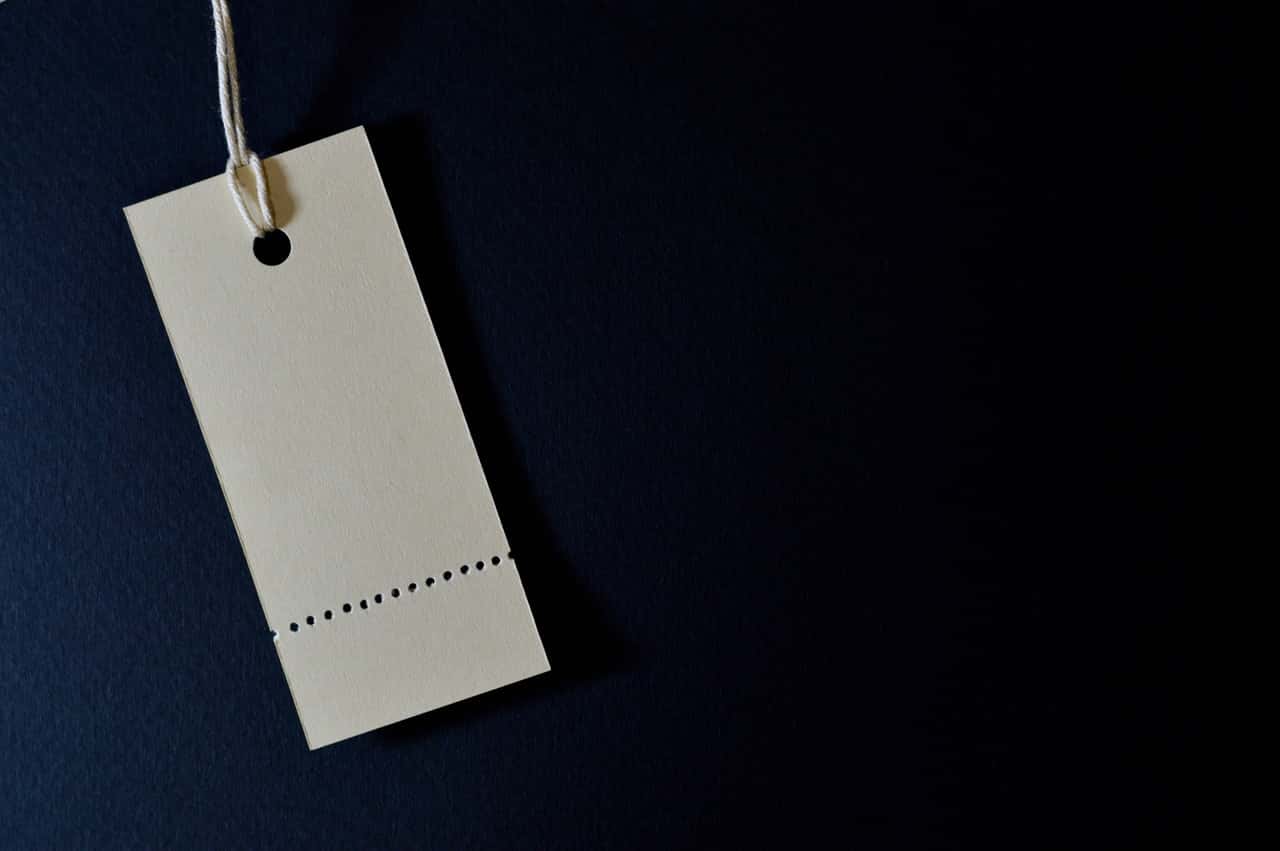 white-product-label-1111319