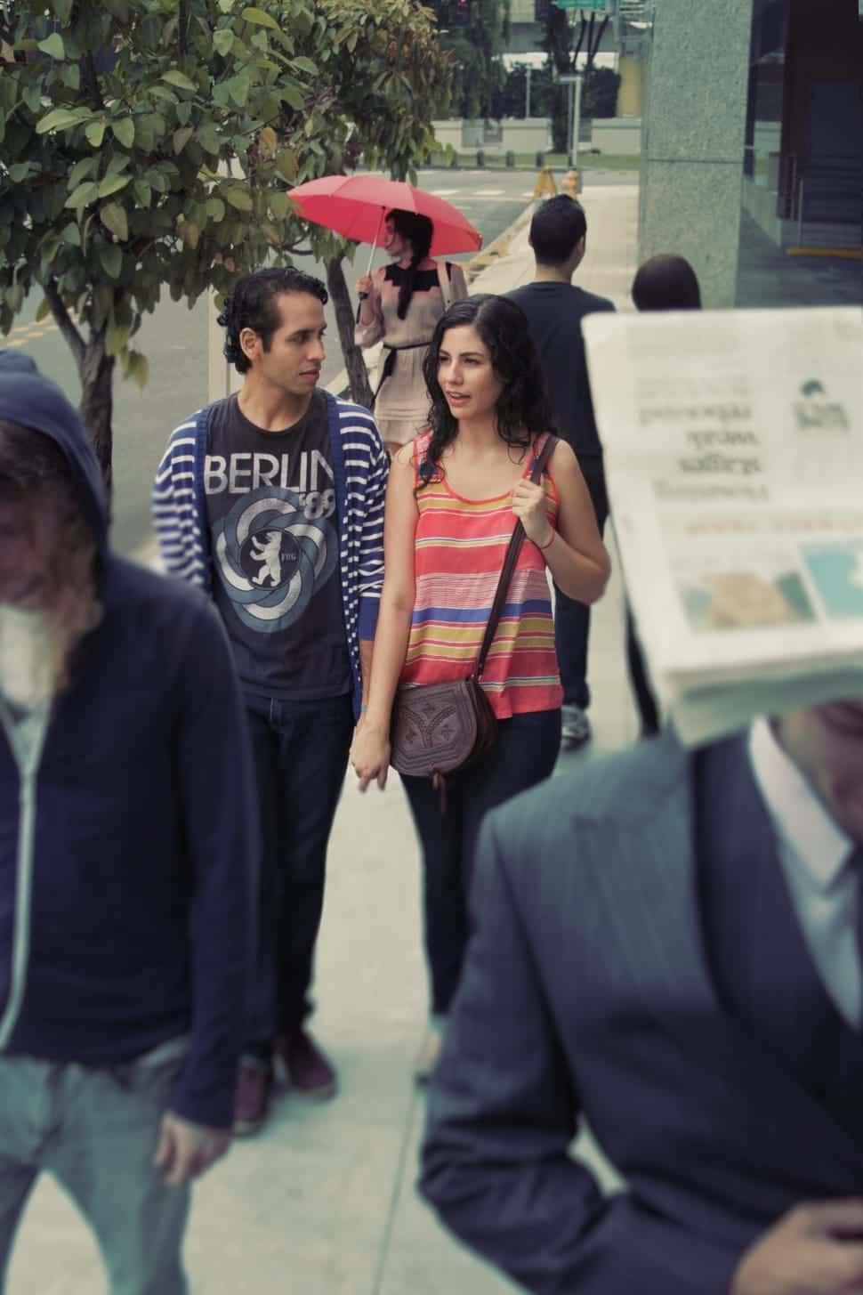 exterior-walking-two-shot-people-wallpaper-preview