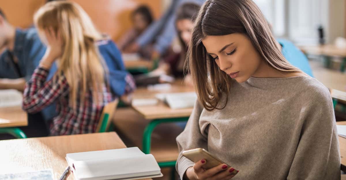 Couldn’t Pay Me To Go Back: Absolutely Wild Stories Of High School Drama