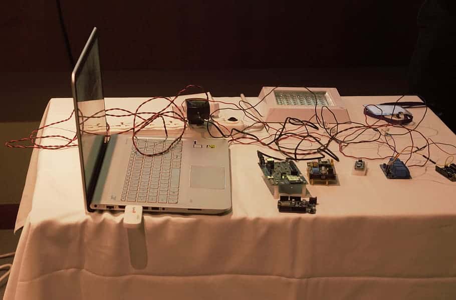 iot-technology-gadgets-coding