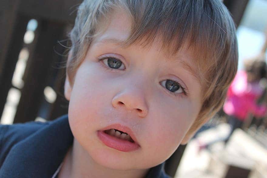 kid-sad-child-young-person-boy-depressed-alone-childhood