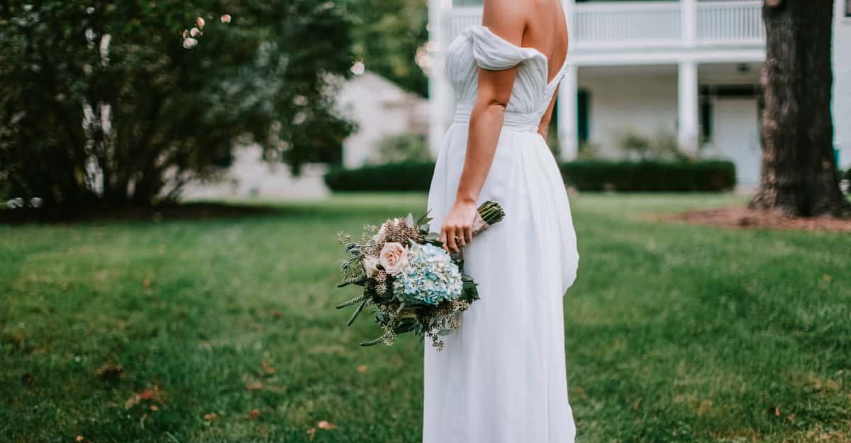 “The Bride Kissed The Best Man” And Other Real-Life Wedding Disasters