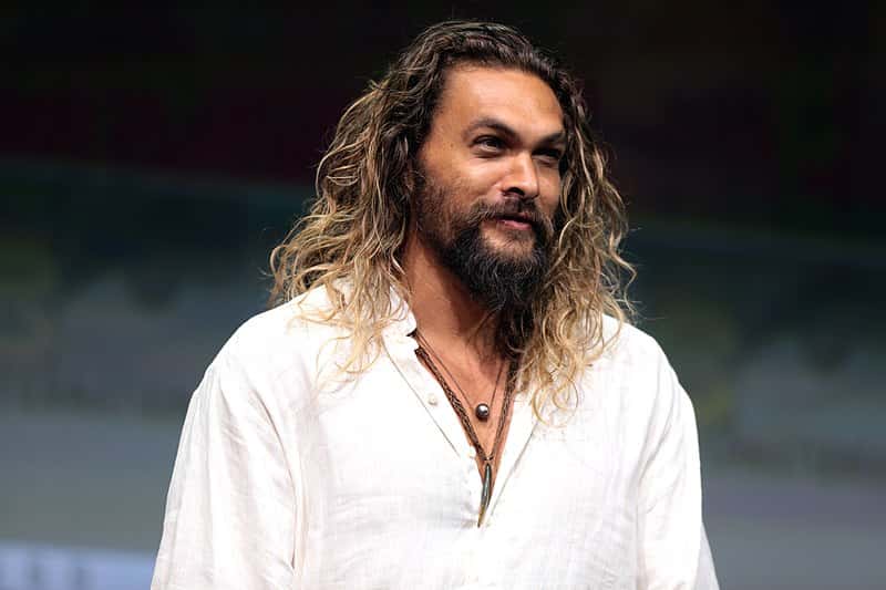 800px-Jason_Momoa_(36070017801)