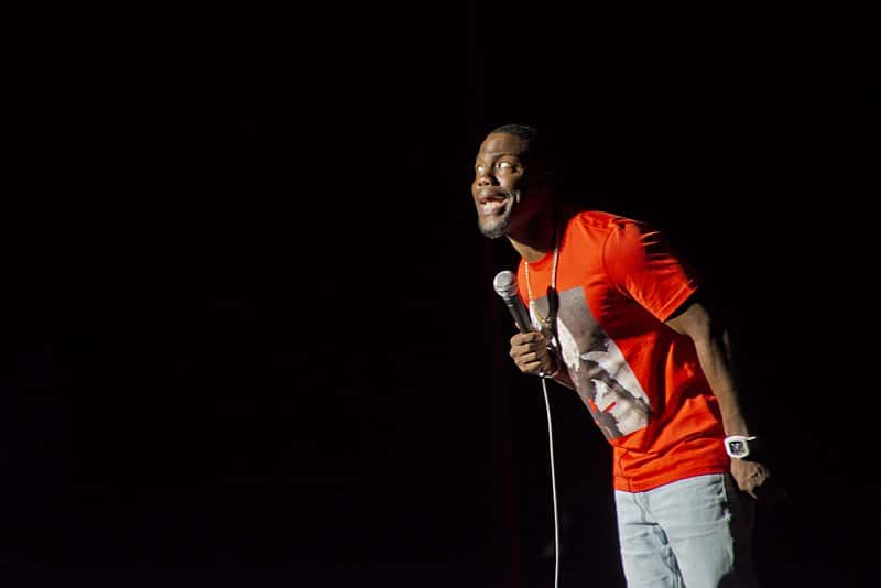 800px-Kevin_Hart_(15789082310)