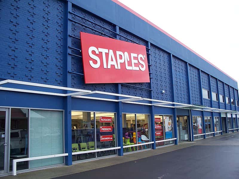 800px-Staples_Hobart_Australia
