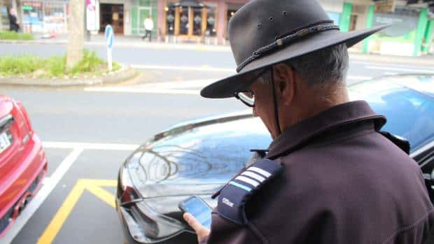 Auckland_Parking_Enforcement_Officer_Entering_Details