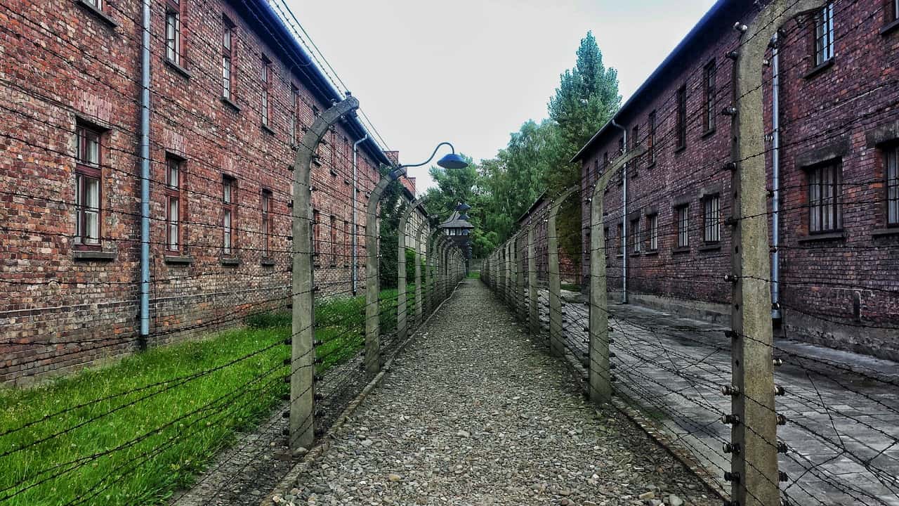 abandoned-architecture-auschwitz-auschwitz-concentration-417202
