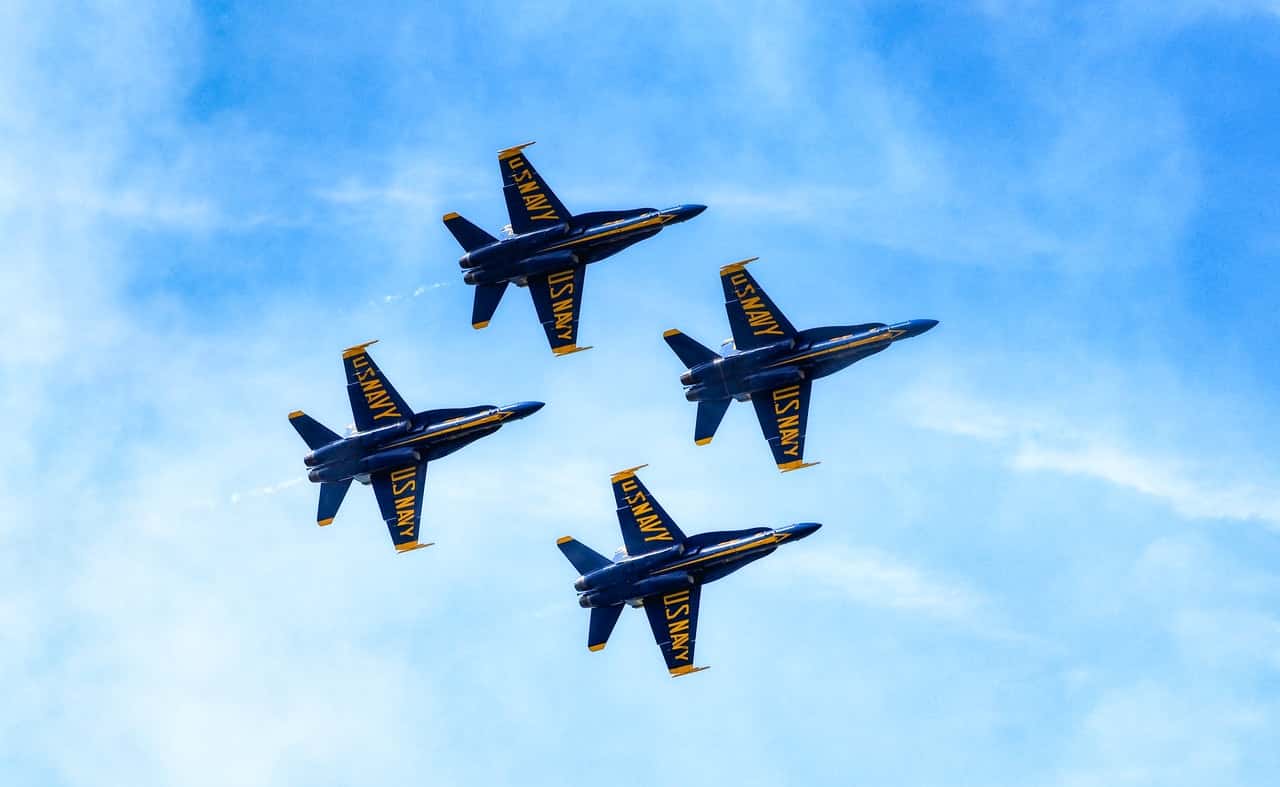 four-marked-planes-2706450