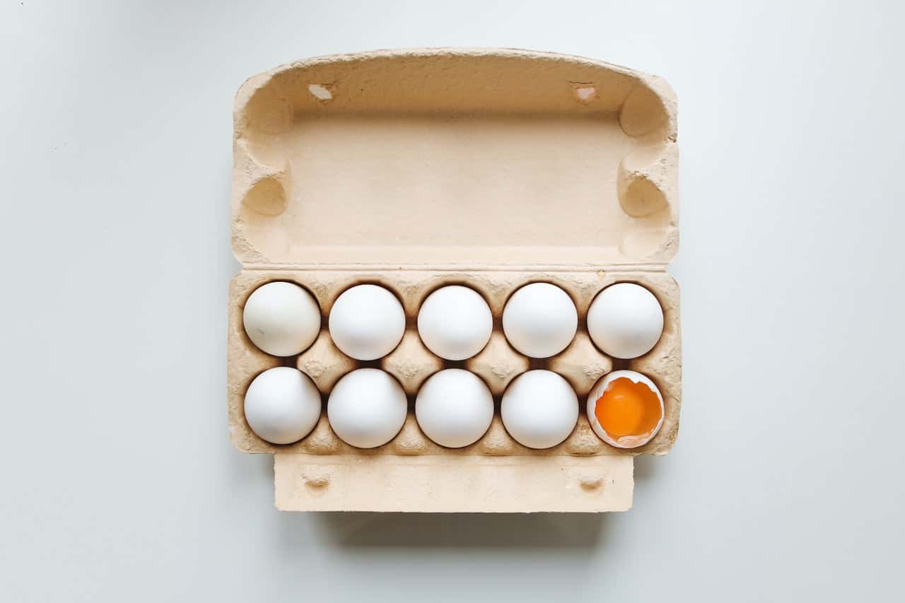 photo-of-white-eggs-on-tray-4110226
