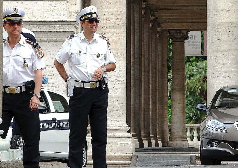 police-cop-police-officers-roman-police