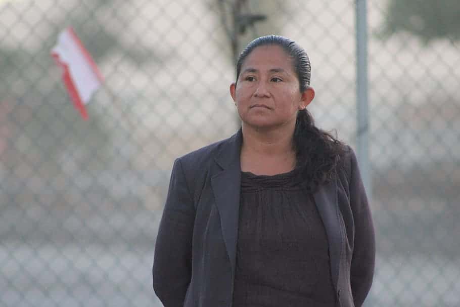 portrait-people-adult-urban-woman-person