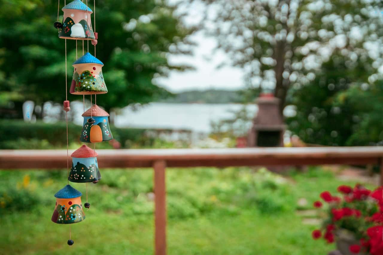 shallow-focus-photography-of-windchimes-544986