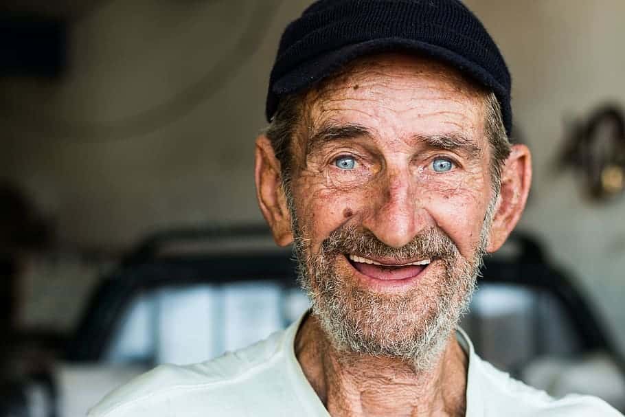 actor-adult-blue-eyes-blur