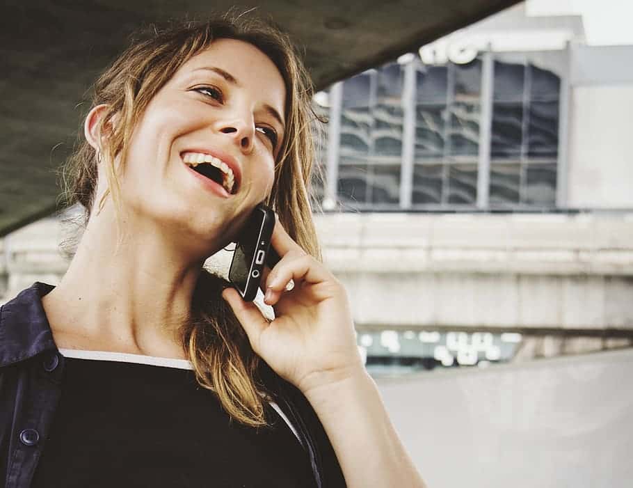 american-call-calling-caucasian