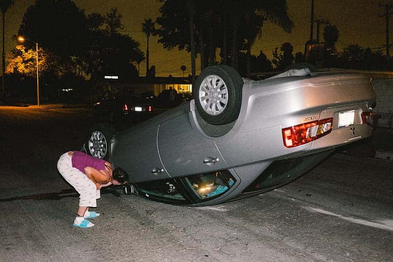 good-photos-shitty-camera-flipped-vehicle