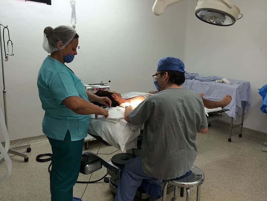 hospital-doctor-patient-medical