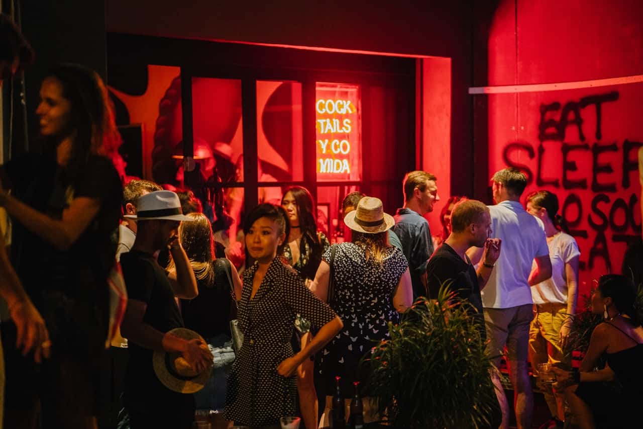 pexels-mentatdgt-1185440