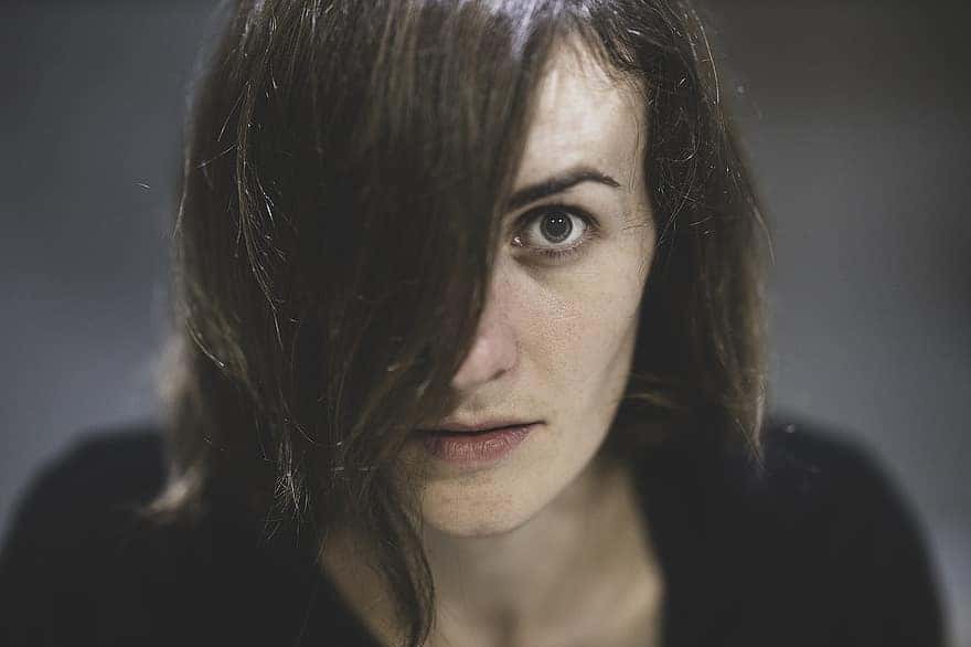 portrait-woman-girl-young-beautiful-model-pose-attractive-adult