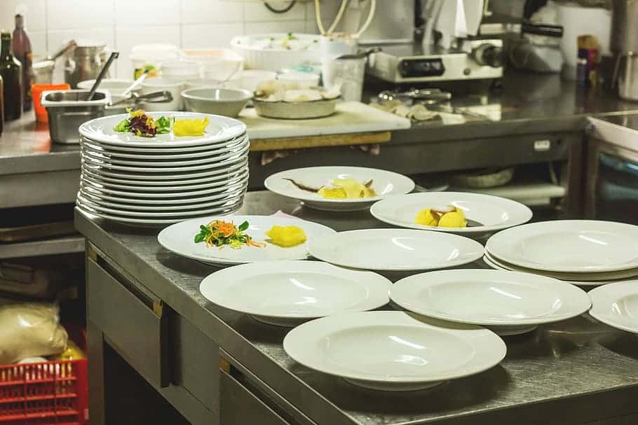 restaurant-plate-kitchen-cheese