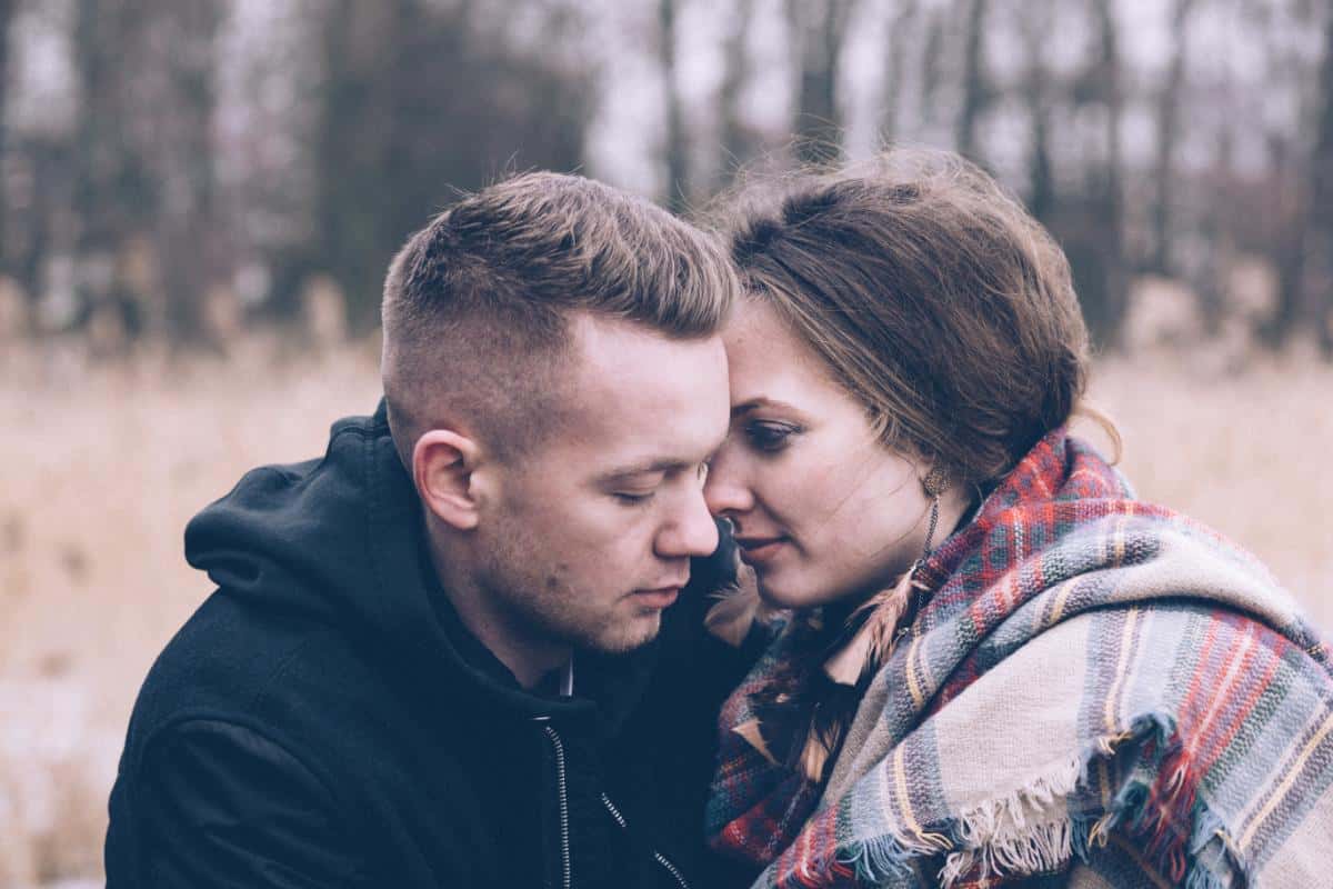 How long should you talk to someone before you start dating